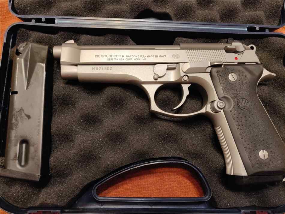 Beretta 92FS Inox 9mm