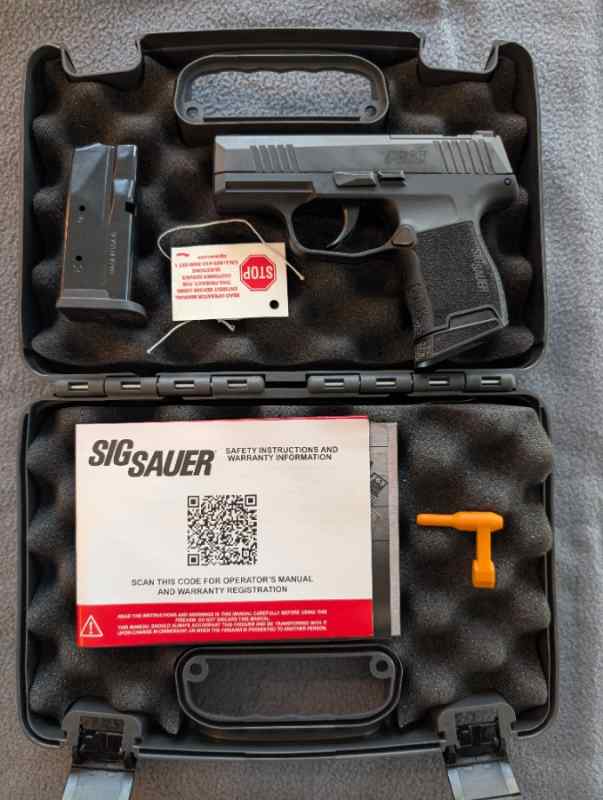  Sig Sauer P365 – Like New, Never Fired
