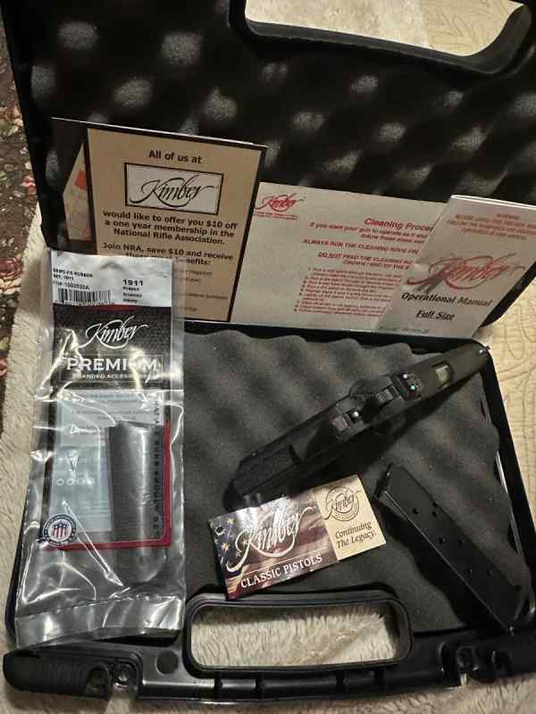 Kimber Eclipse Custom II 45 ACP / laser grips  