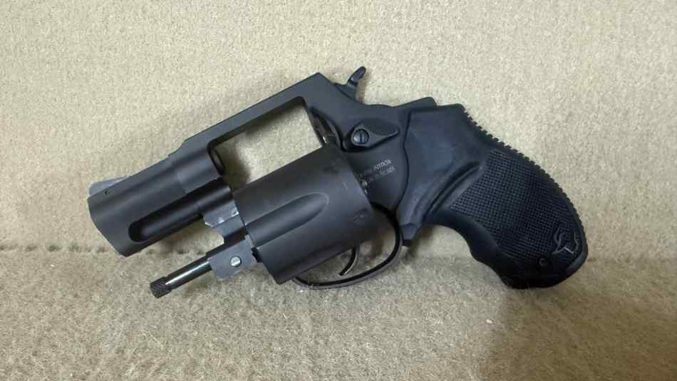 Taurus 856 2&quot; 38 revolver
