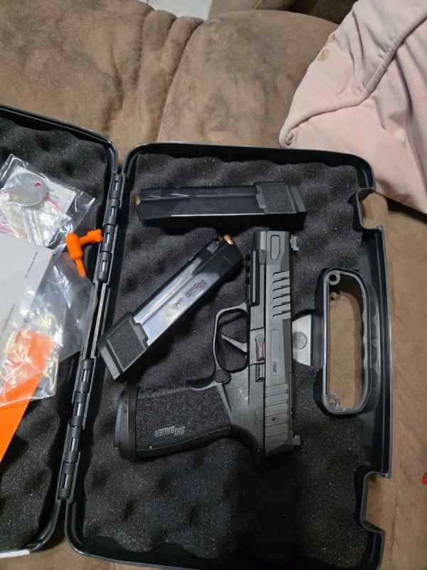 P365 xmacro fuse 3 mags