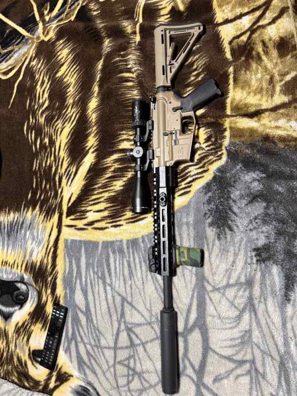 Multiple rifles available 