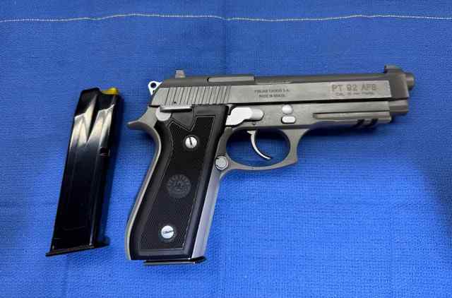 Taurus PT92 AFS 9mm