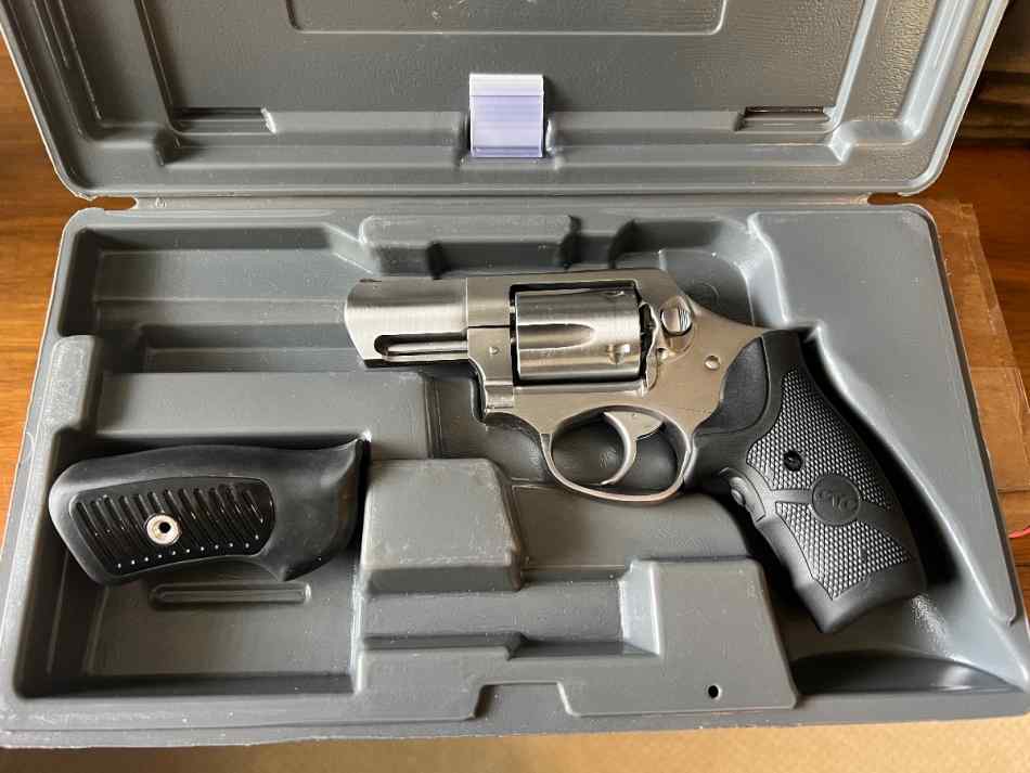 Ruger w/ crimson trace