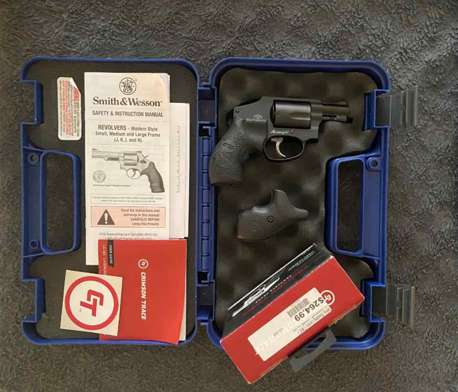 S&amp;W 442 AIRWIEGHT BLACK .38SPL +P WITH LASER