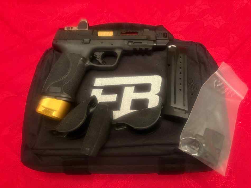 Ed Brown Fueled M&amp;P F4