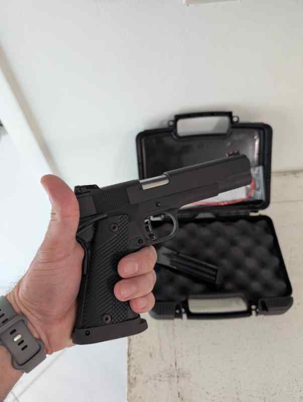 Rock Island Rock Ultra HC 16rd 10mm Pistol, Black 