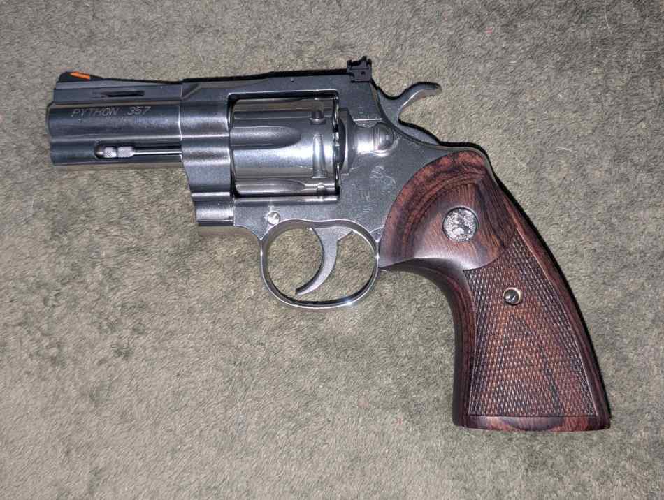 COLT PYTHON 3&quot; STAINLESS 357 - NEW ISSUE