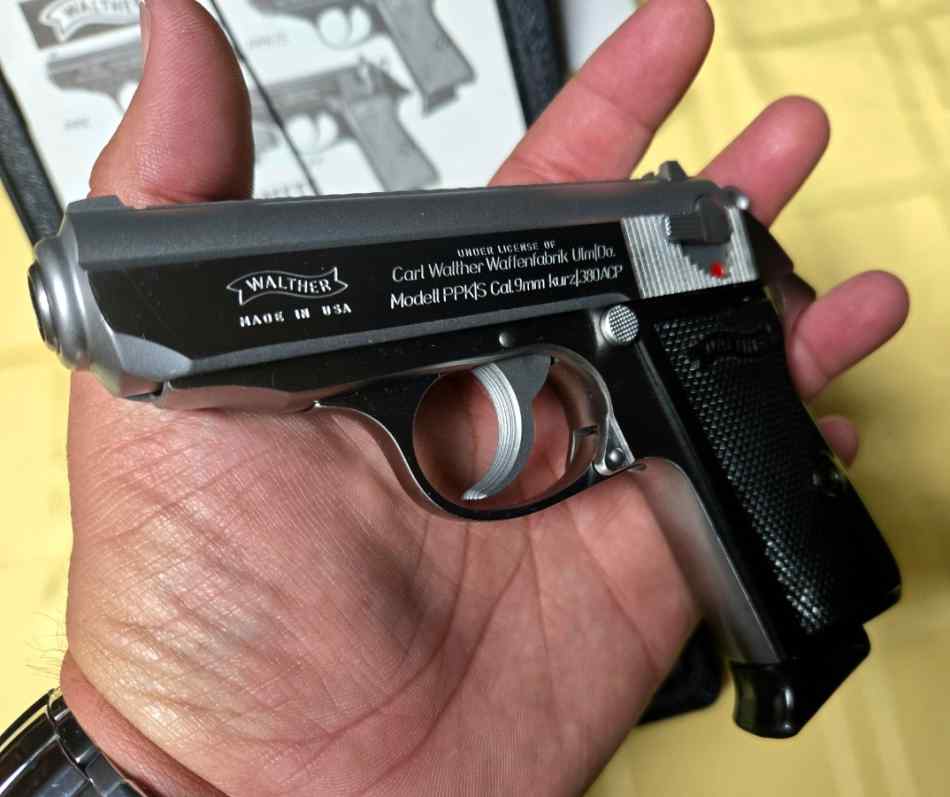 Like New Walther PPKS two mags Stainless