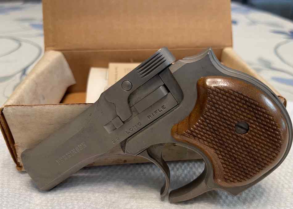 High Standard .22LR DERRINGER (NOS) $350