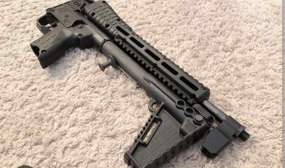 Kel-tec Sub 2000 .40 FS/FT