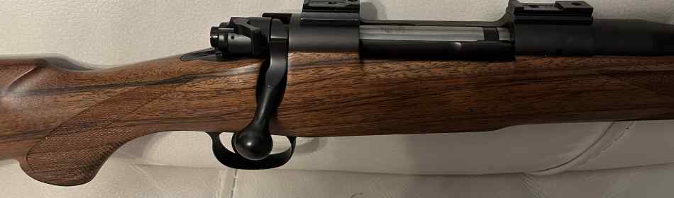 DAKOTA model 76- 338 Win_mag