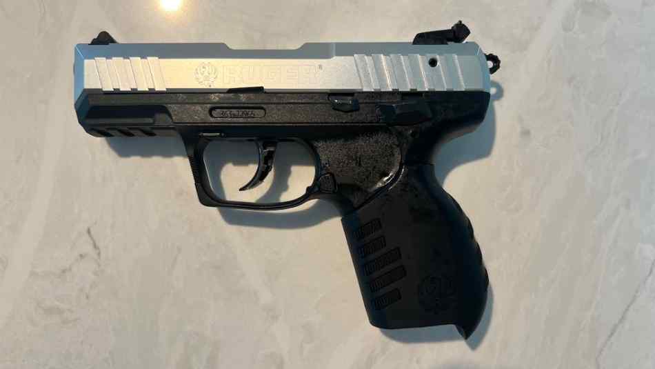 RUGER SR22PS SILVER ANODIZED ALUMINUM