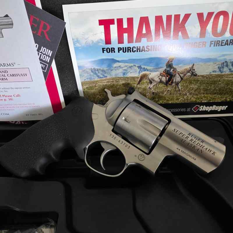 Ruger &quot;Super Redhawk&quot; ALASKAN 44 magnum 