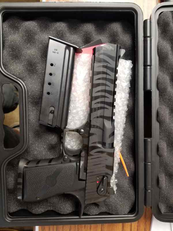 Desert Eagle .50 cal Tiger stripe