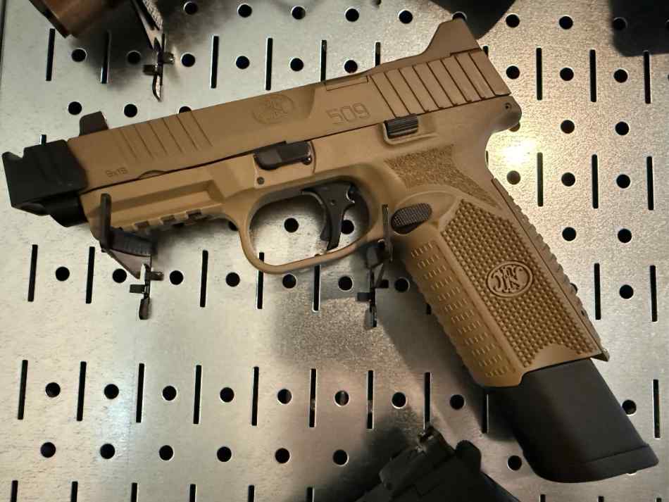 FN 509 TACTICAL 9MM