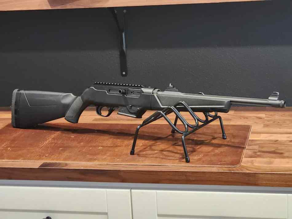 Ruger PC carbine 9mm takedown glock mag