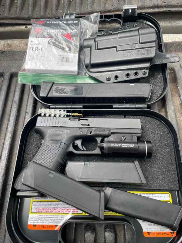 Glock 17 &amp; Glock 48