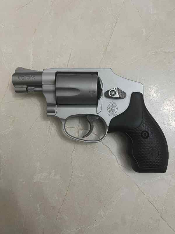Smith and Wesson 642 revolver 38 spl