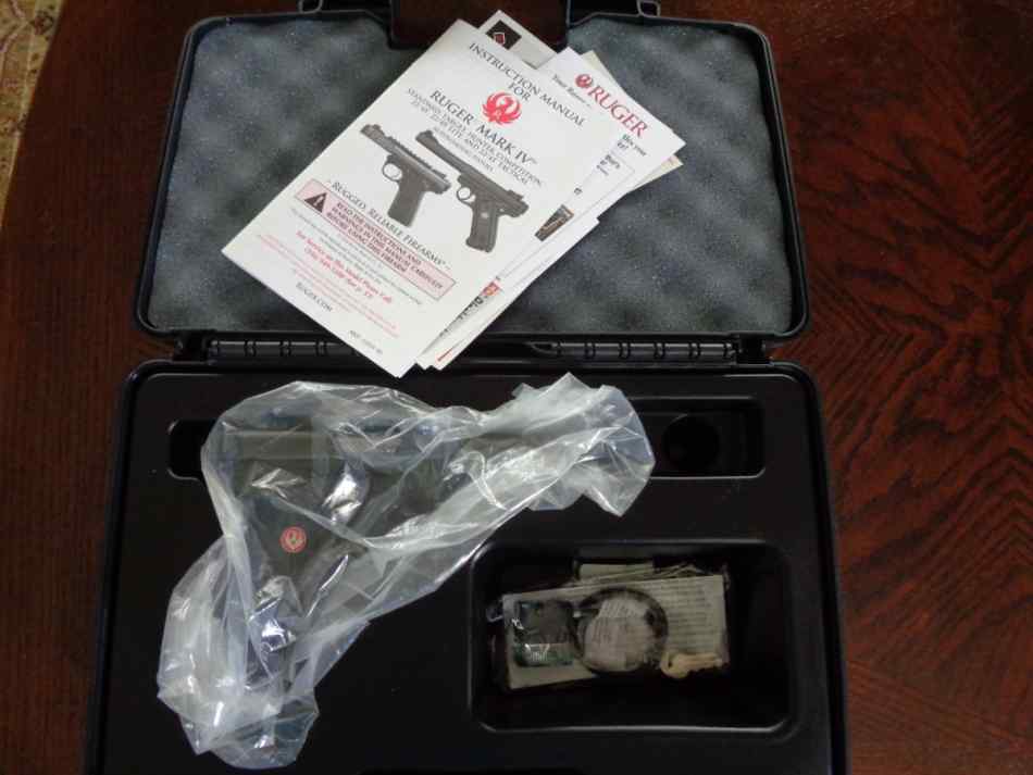Ruger MKIV Standard Pistol, As new unfired!