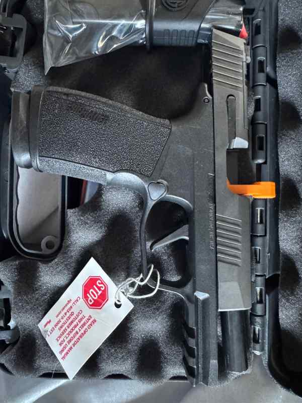 Sig Sauer P365 X Macro New 